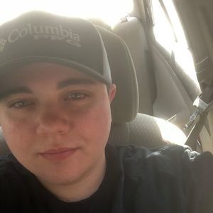 Meet your Posher, Ash